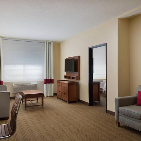 Four Points By Sheraton Portland East Fairview Extérieur photo