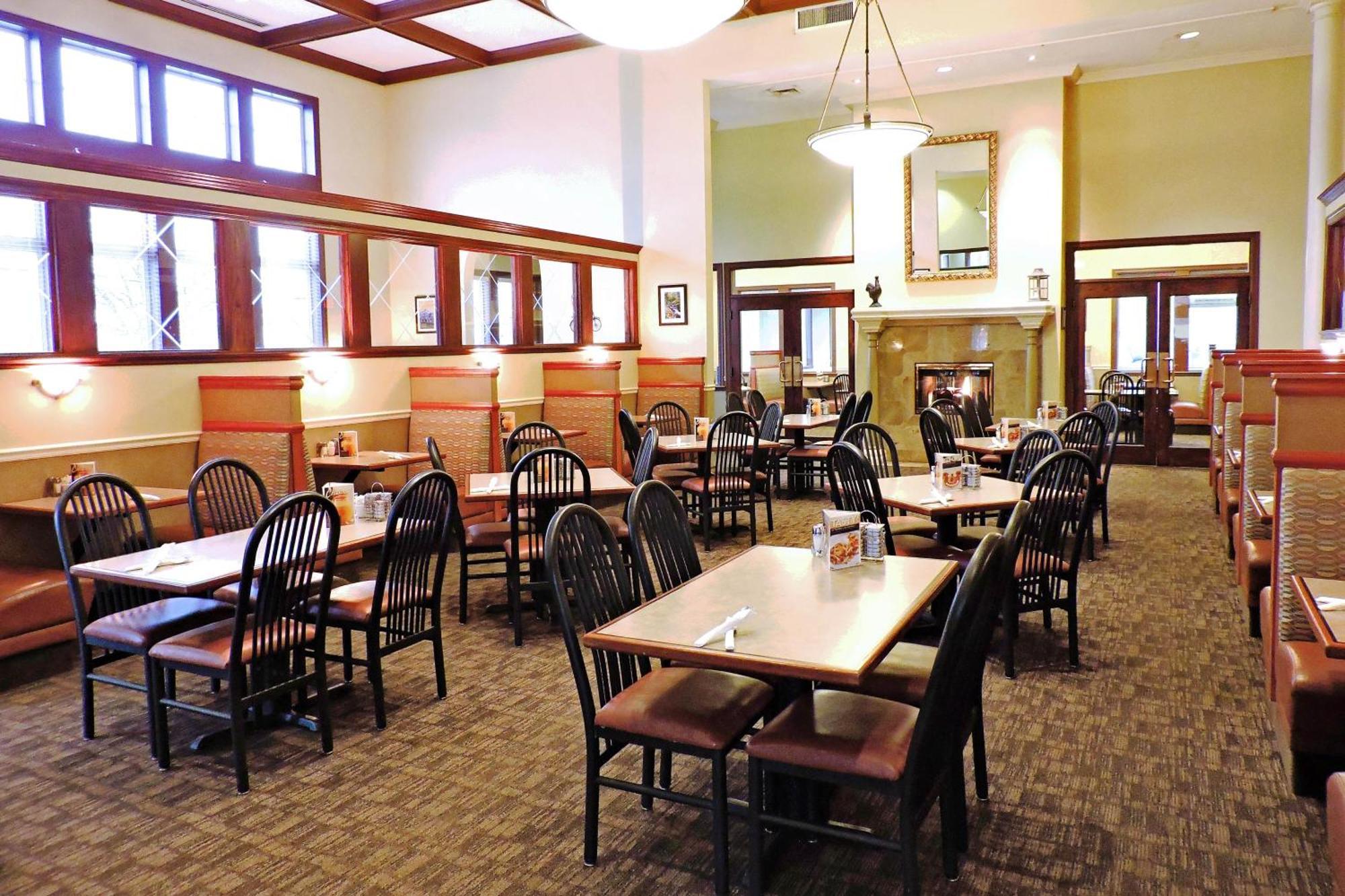 Four Points By Sheraton Portland East Fairview Extérieur photo