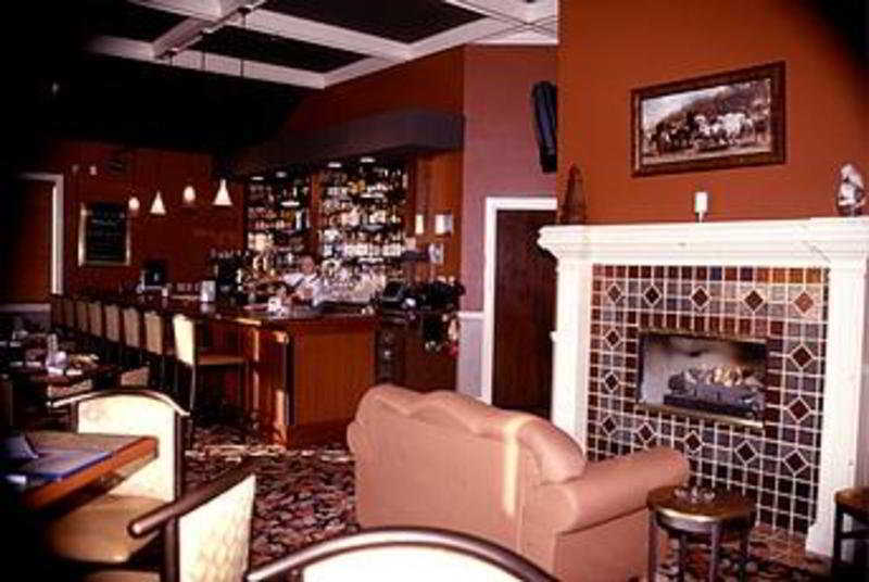 Four Points By Sheraton Portland East Fairview Extérieur photo