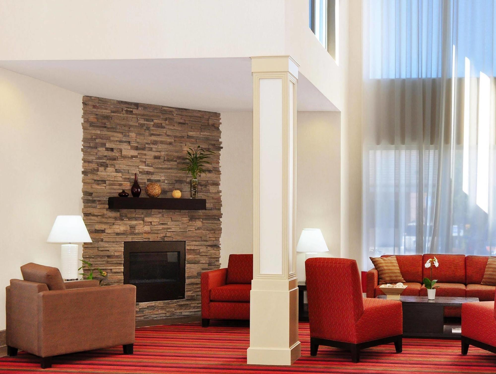 Four Points By Sheraton Portland East Fairview Extérieur photo